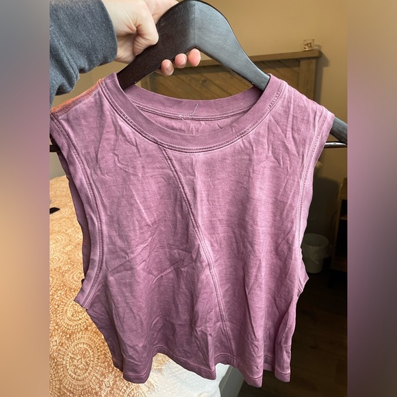 Bundle of 2 Lululemon Tank Tops! Please read description for sizing. - Picture 3 of 12